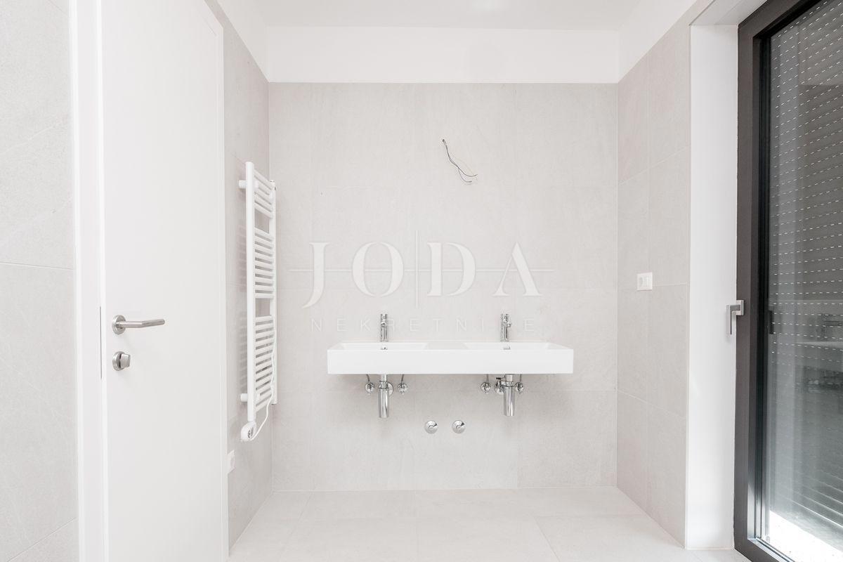 Hiša Kaštelir, Kaštelir-Labinci, 383m2