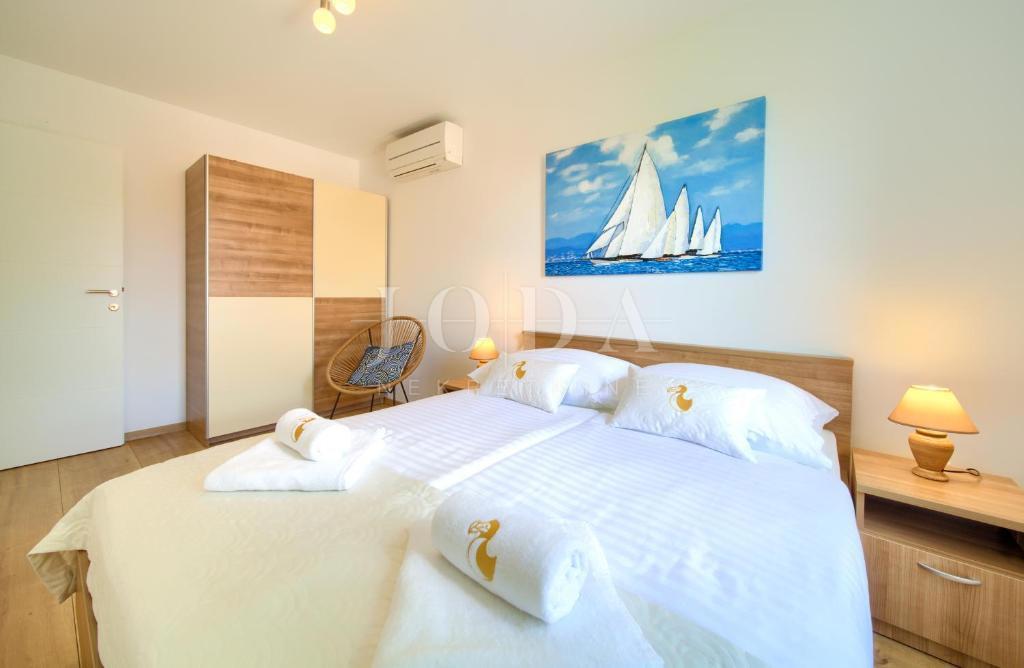 Dva moderna apartmaja na odlični lokaciji blizu morja