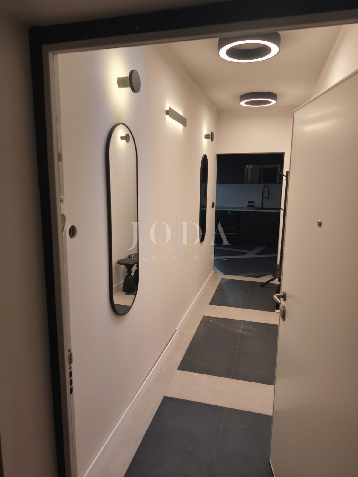 Stanovanje Centar, Rijeka, 28,08m2