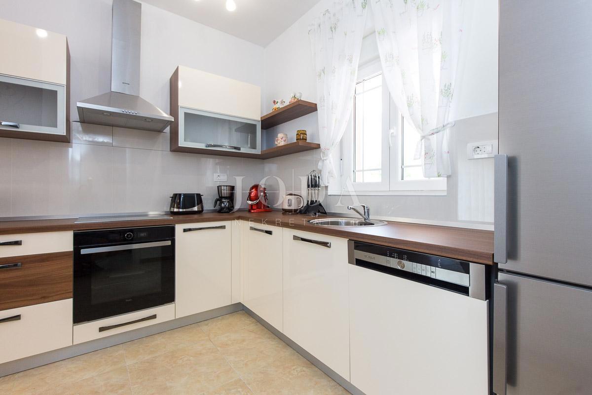 Hiša Tribalj, Vinodolska Općina, 300m2