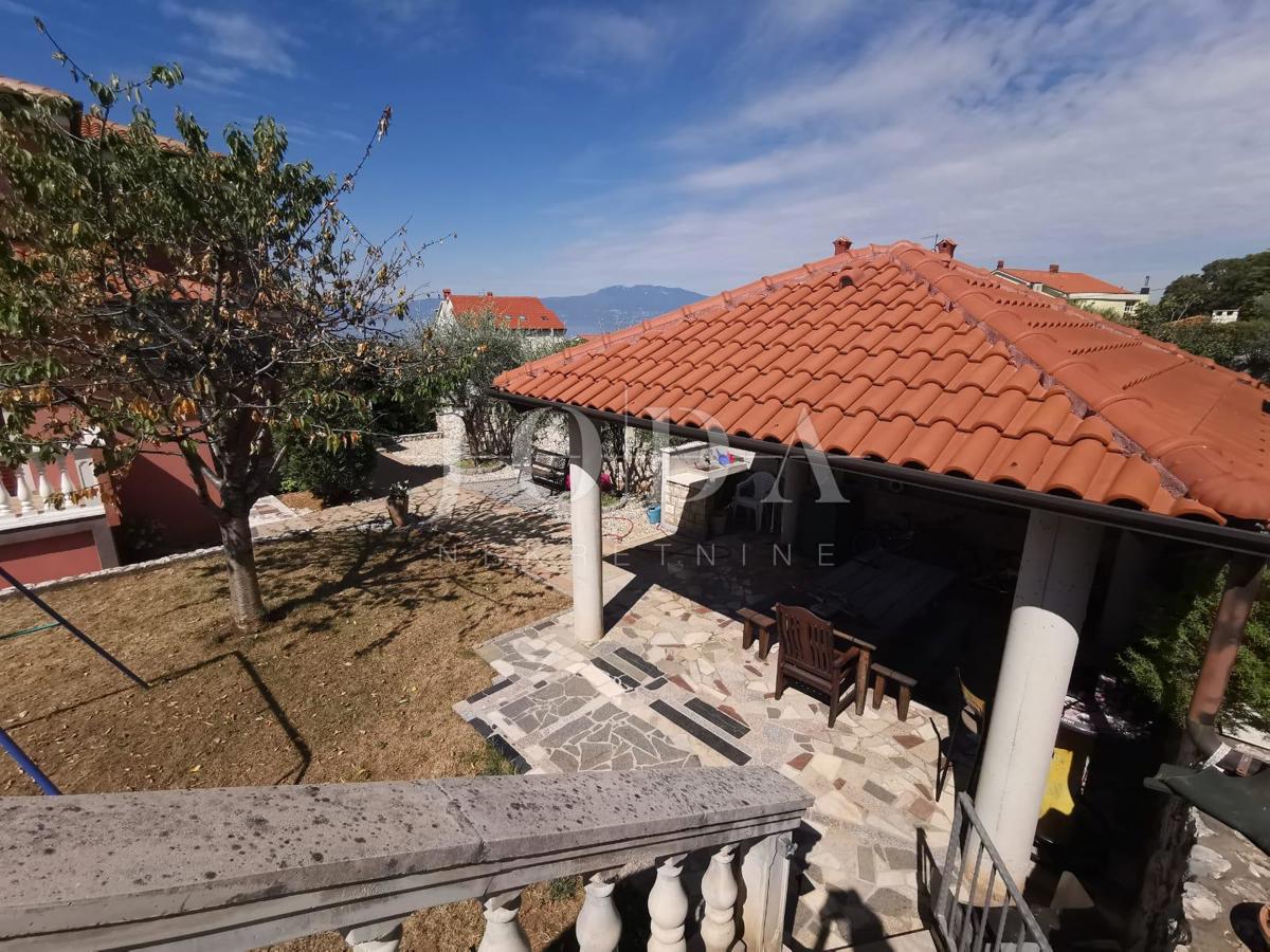 Hiša Kostrena Sveta Lucija, Kostrena, 200m2