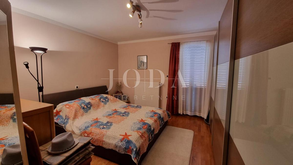 Hiša Kostrena Sveta Lucija, Kostrena, 200m2
