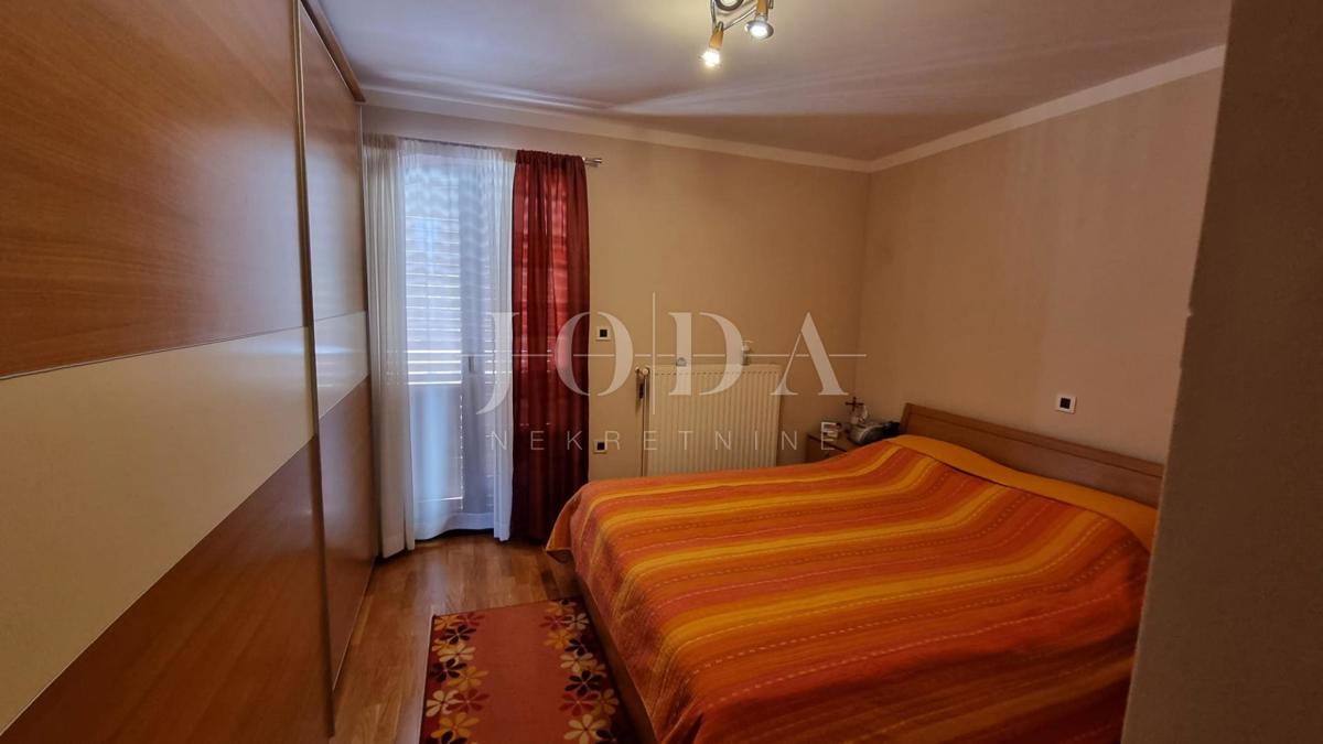 Hiša Kostrena Sveta Lucija, Kostrena, 200m2