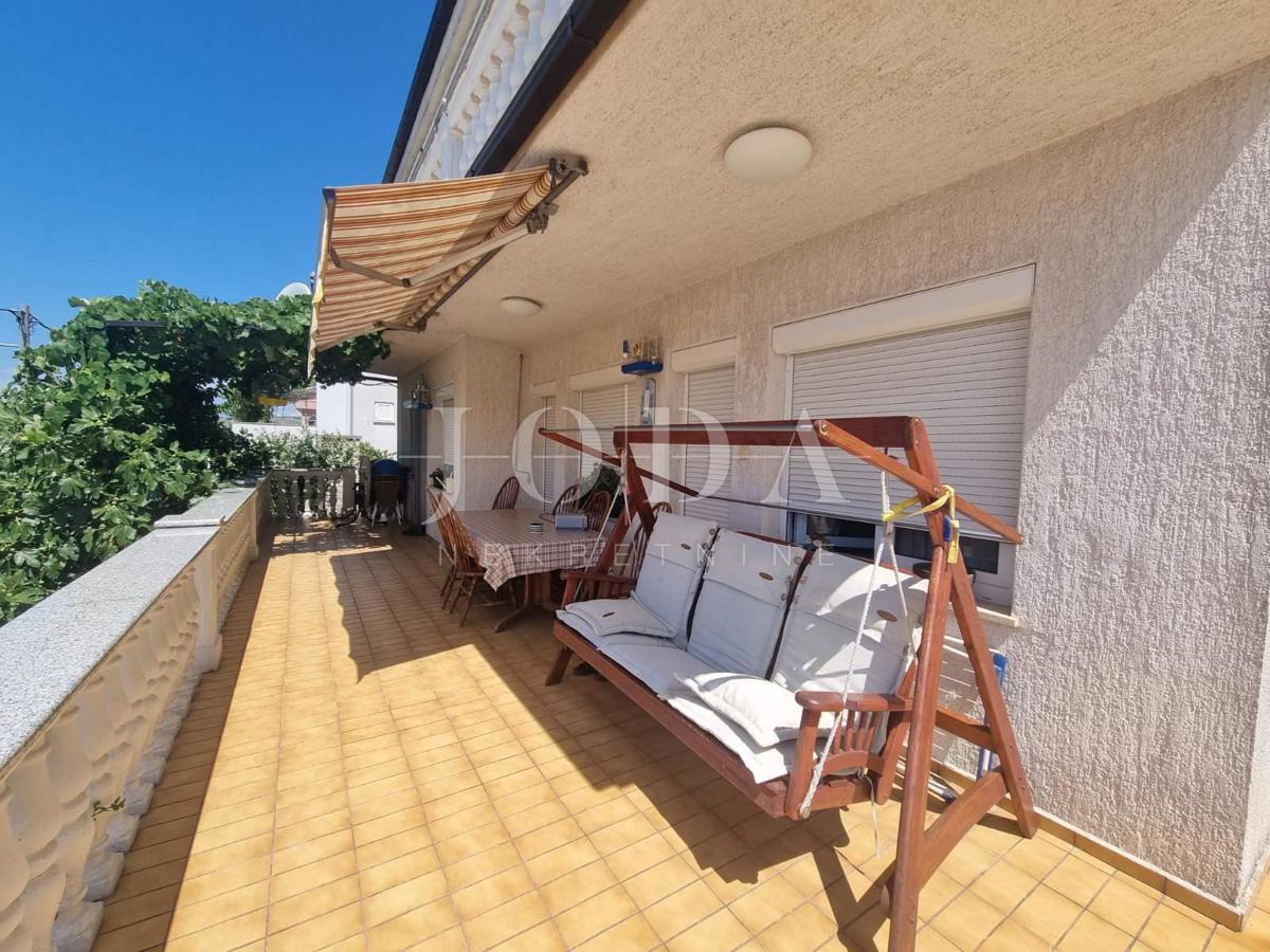 Hiša Novi Vinodolski, 320m2
