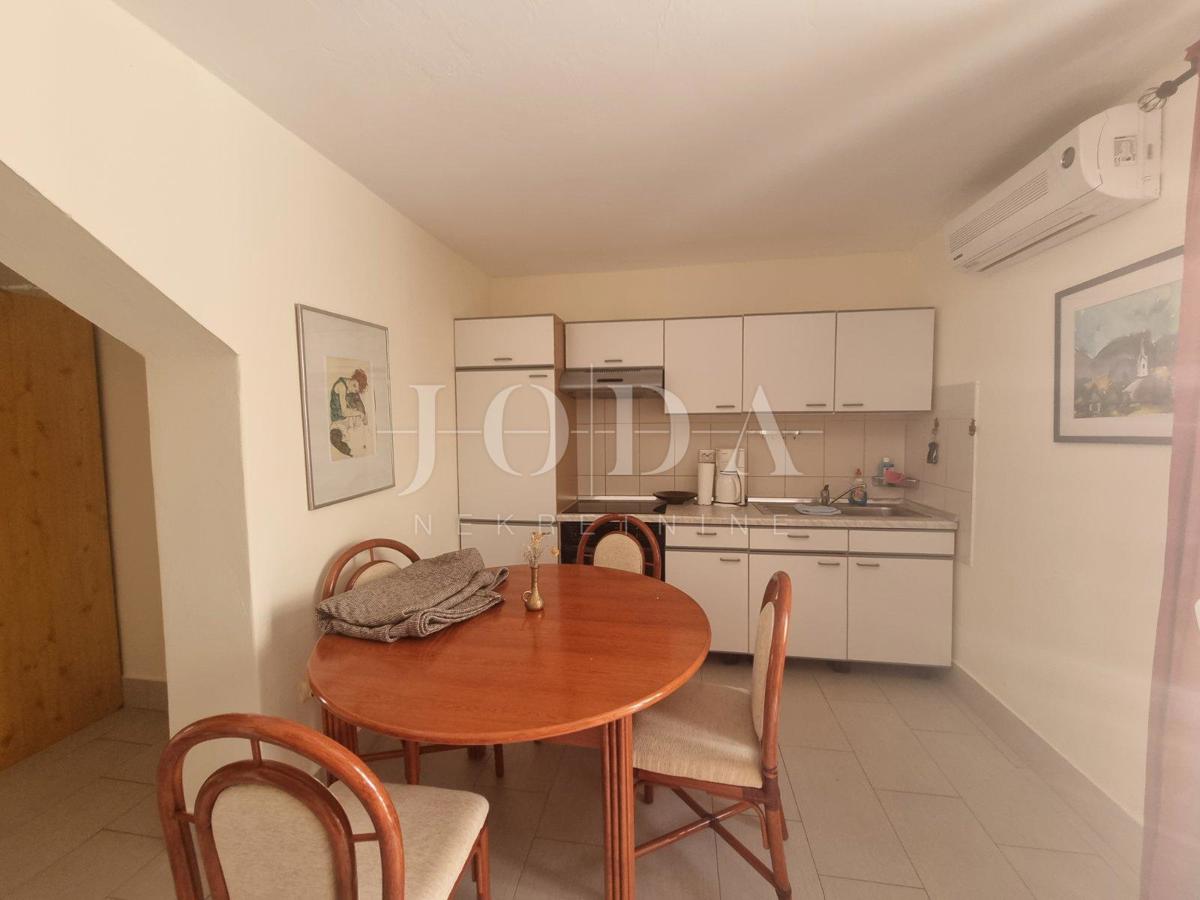 Hiša Novi Vinodolski, 320m2