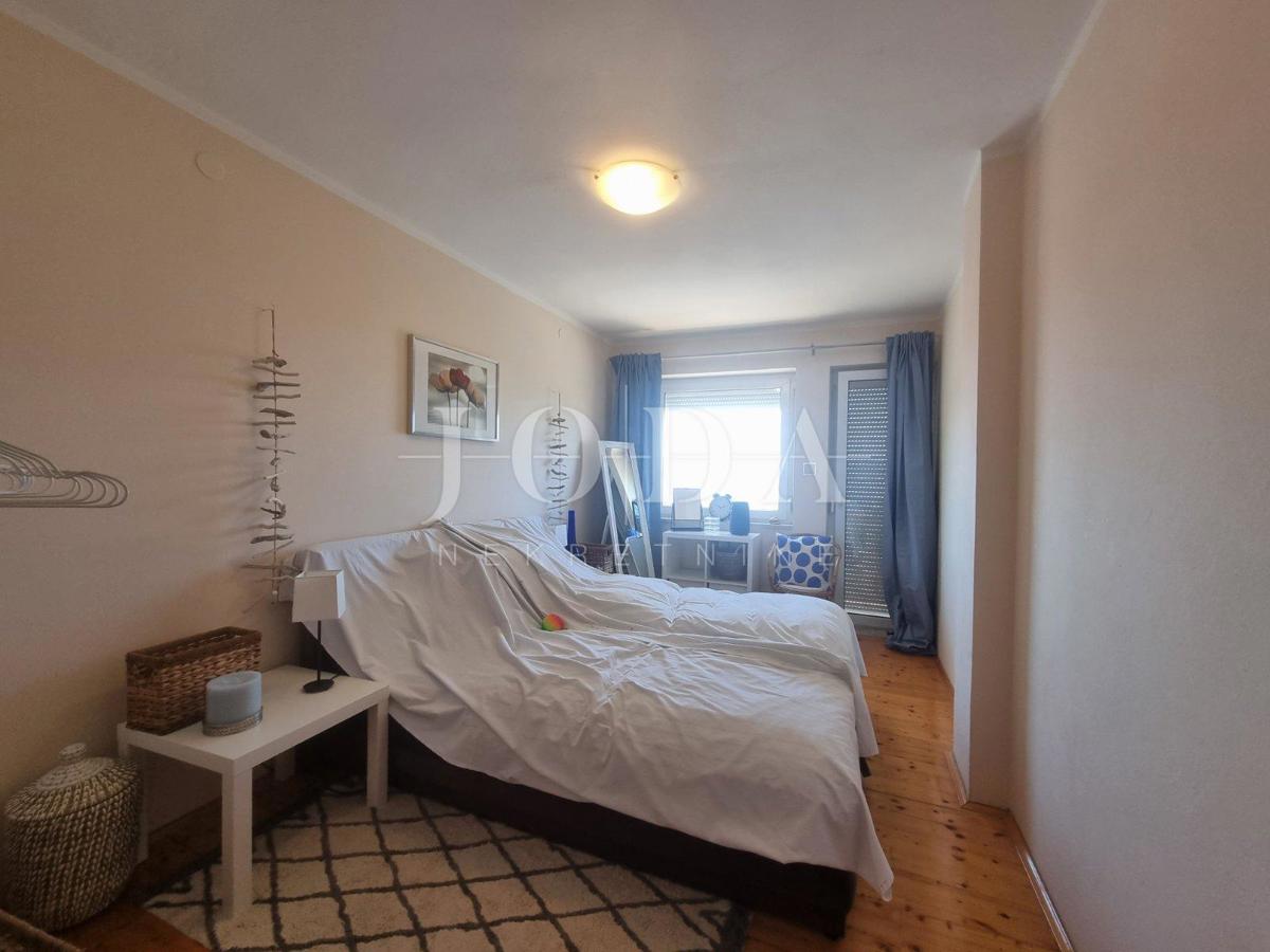 Hiša Novi Vinodolski, 320m2