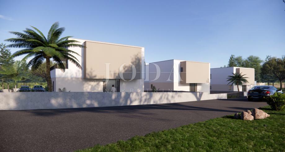 Vila z bazenom in pogledom na morje v bližini mesta Krk