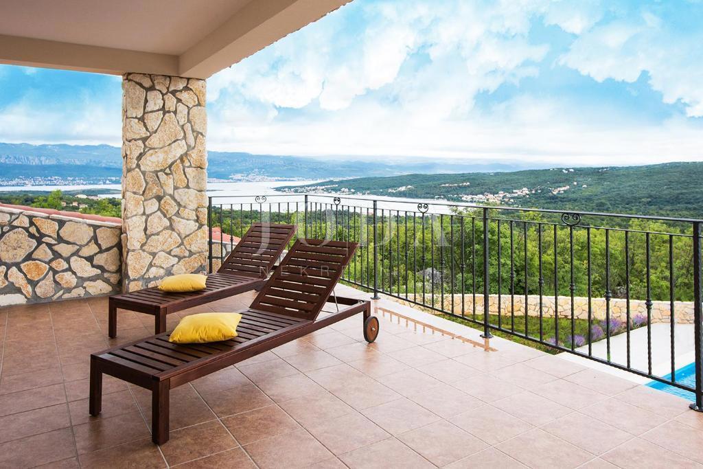 Čudovita vila s panoramskim pogledom na morje