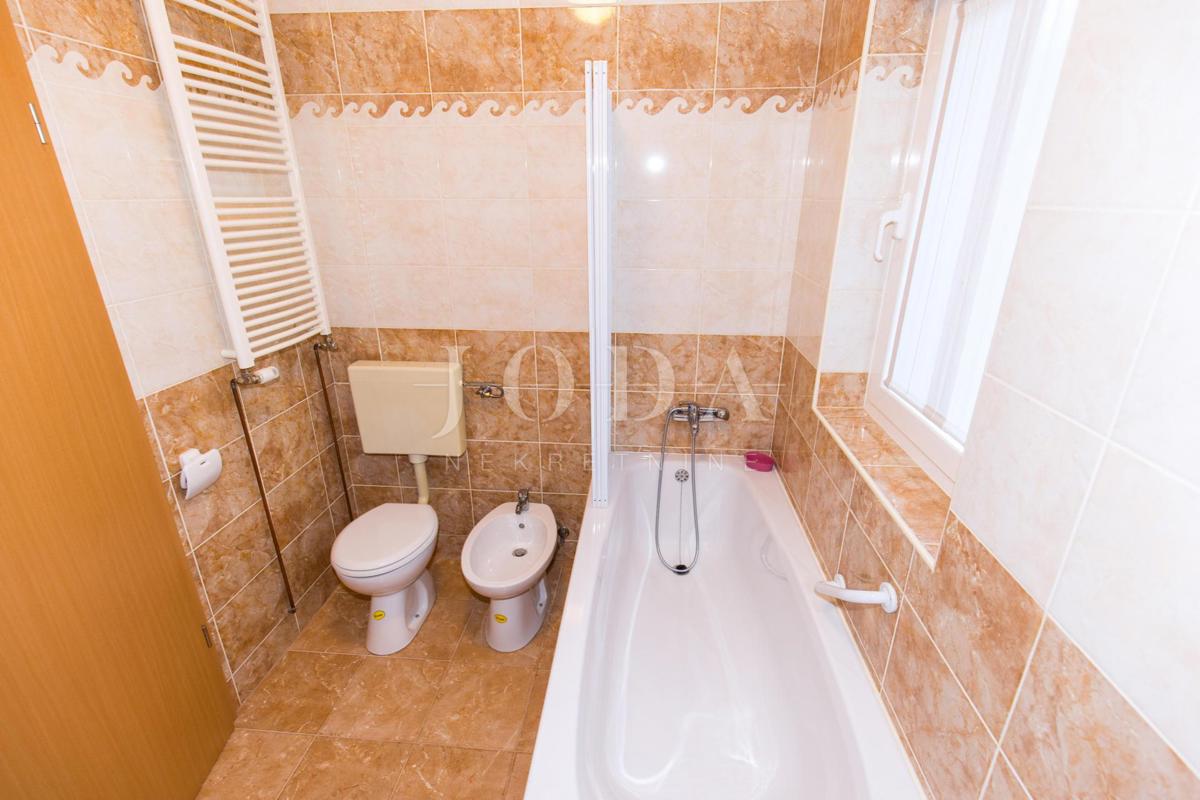 Villa v top lokaciji s čudovitim pogledom na morje 