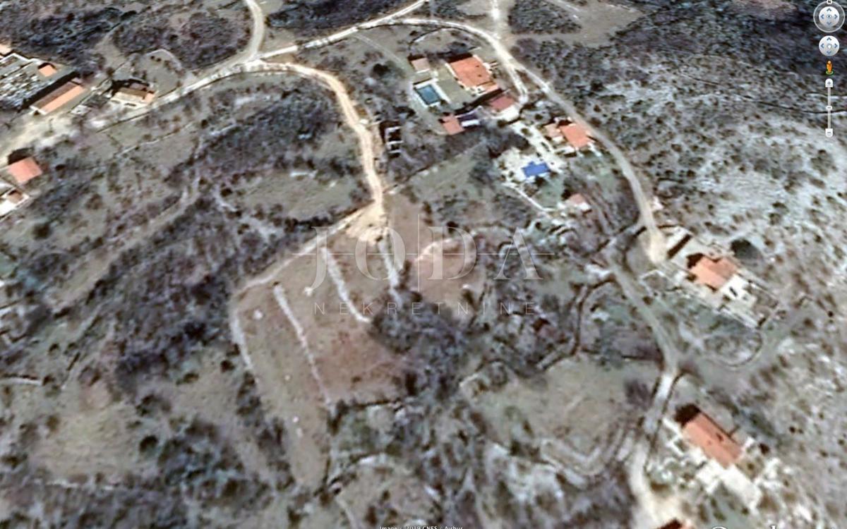 Zemljišče Labin, 1.673m2