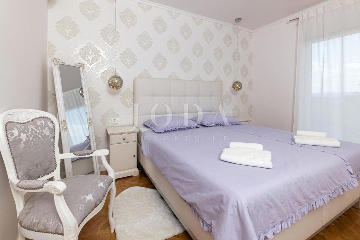 Hiša Crikvenica, 180m2