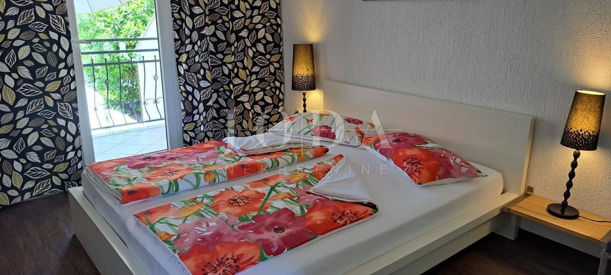 Malinska - apartma v visokem pritličju blizu plaže