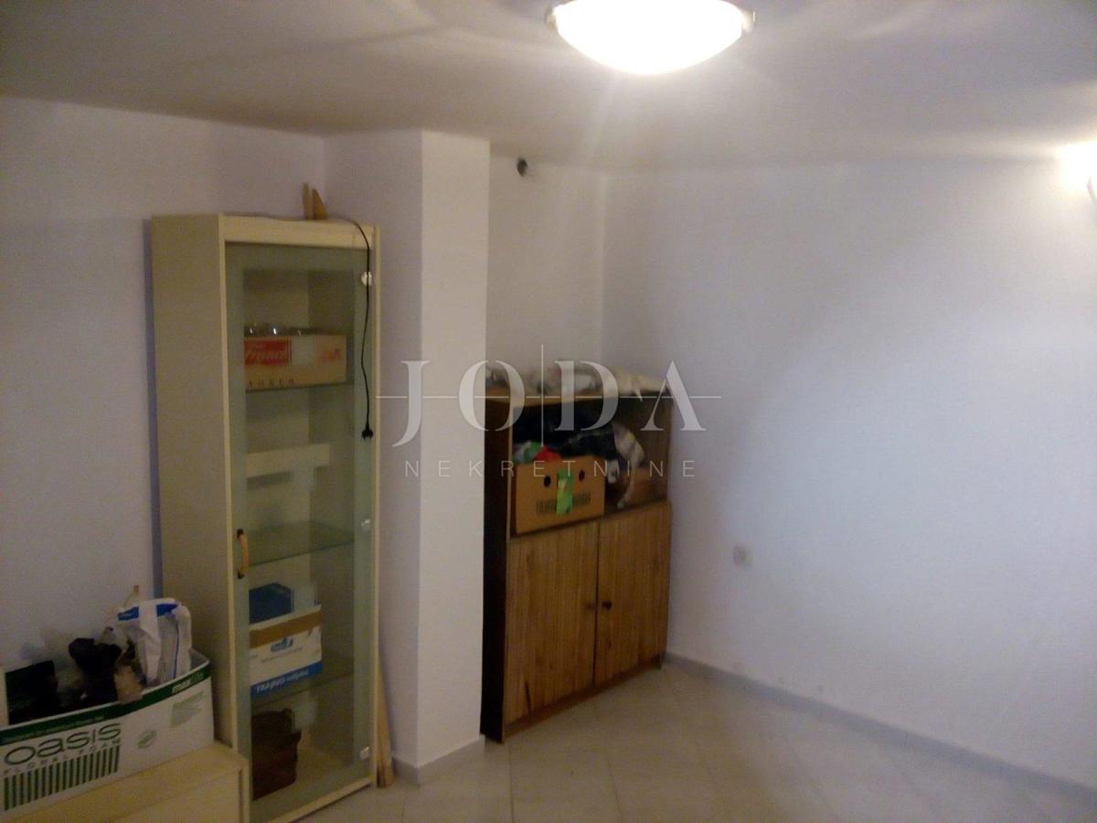 Hiša Bunica-biličevica, Senj, 158,95m2