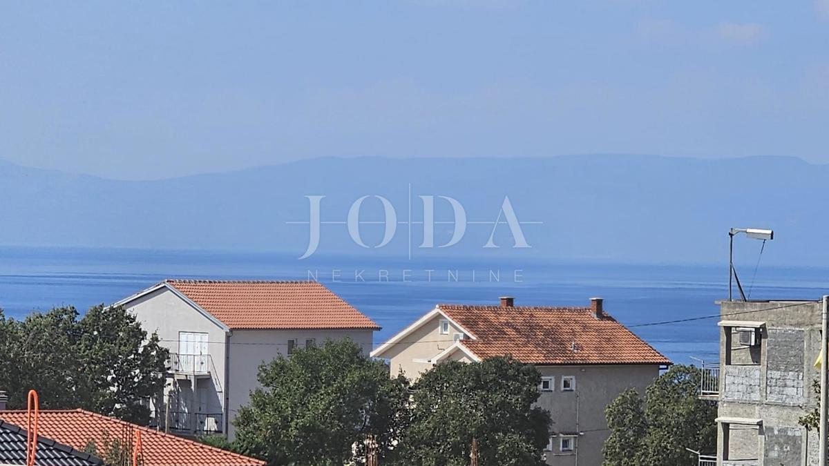 Kraljevica, luksuzna vila z bazenom in vrtom