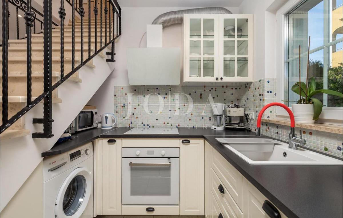 Vila z bazenom in pogledom na morje - otok Krk