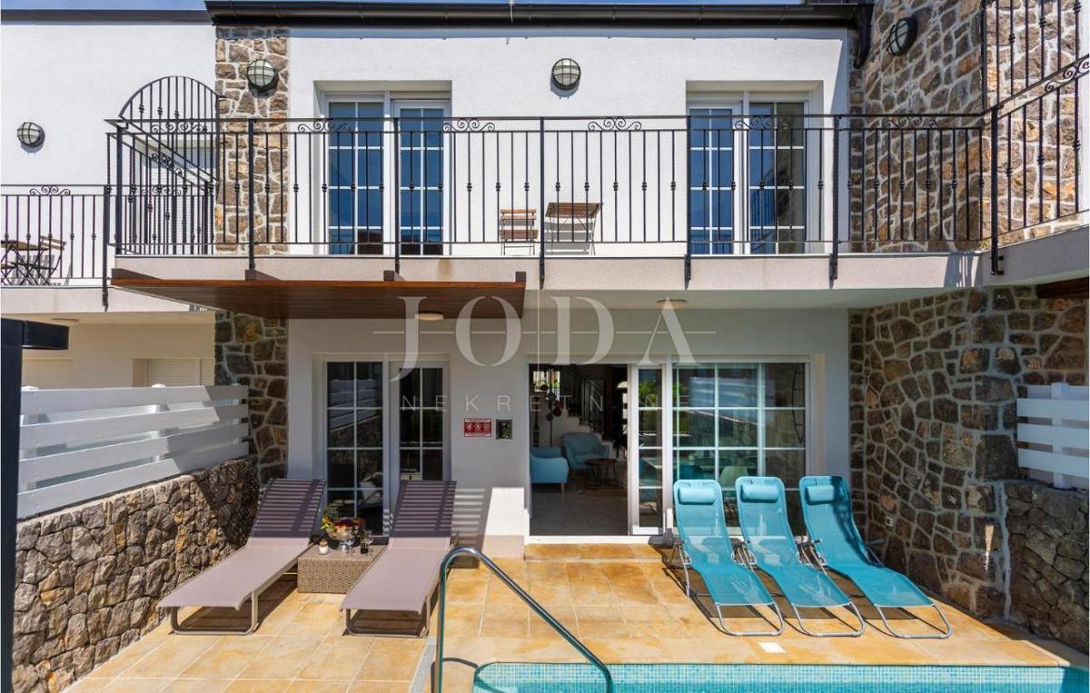 Vila z bazenom in pogledom na morje - otok Krk