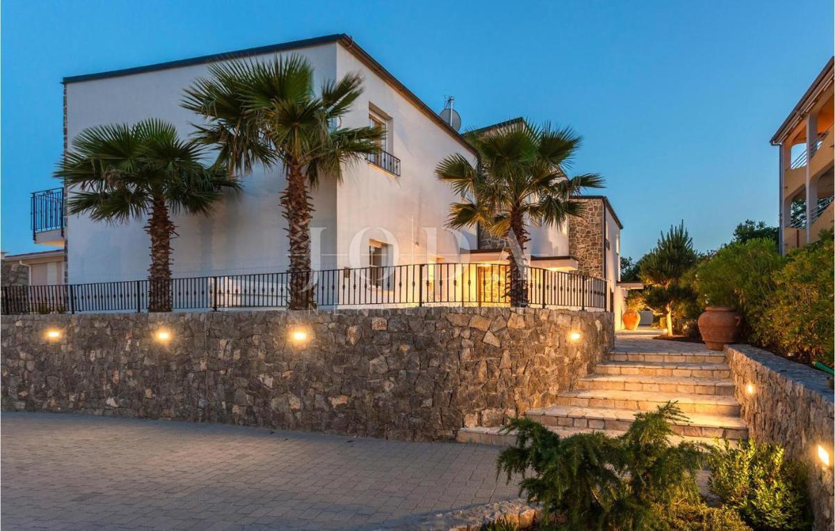 Vila z bazenom in pogledom na morje - otok Krk