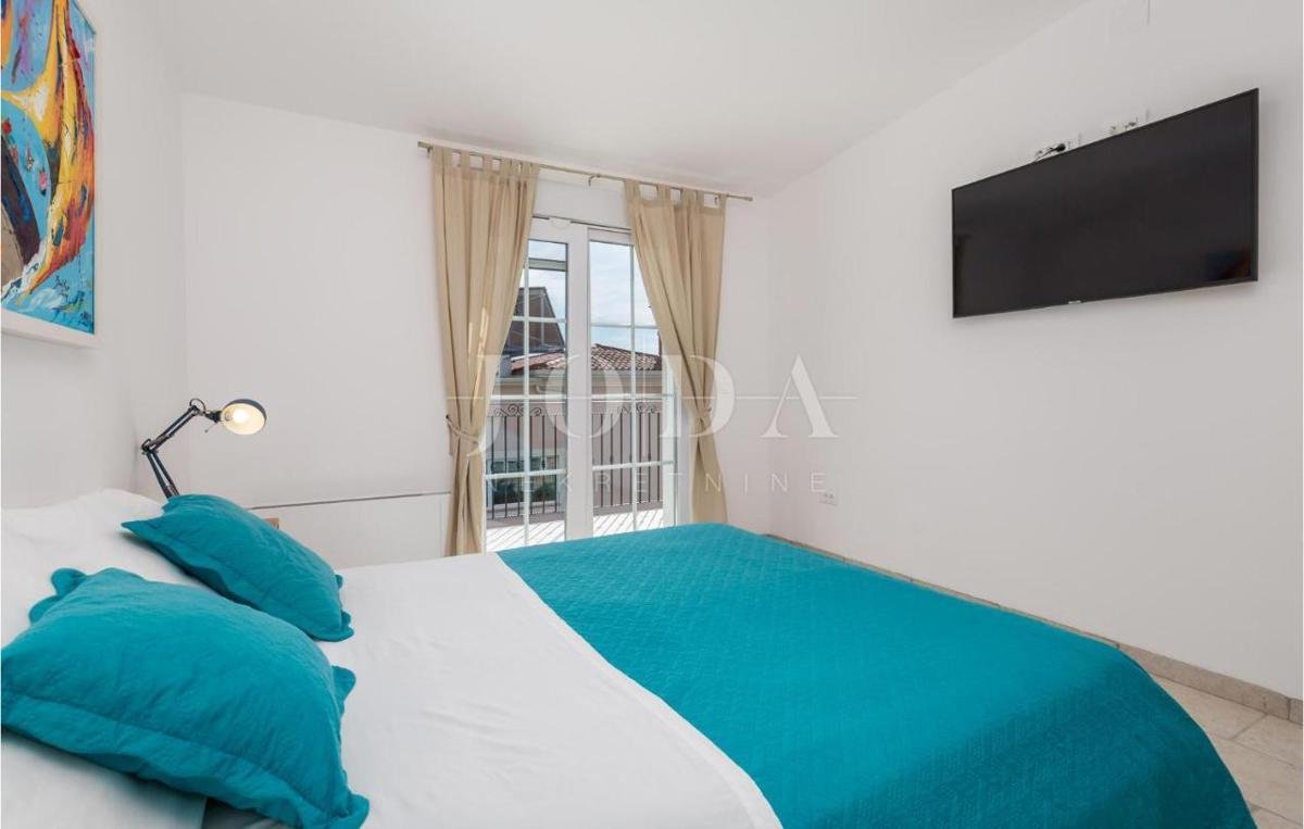 Vila z bazenom in pogledom na morje - otok Krk