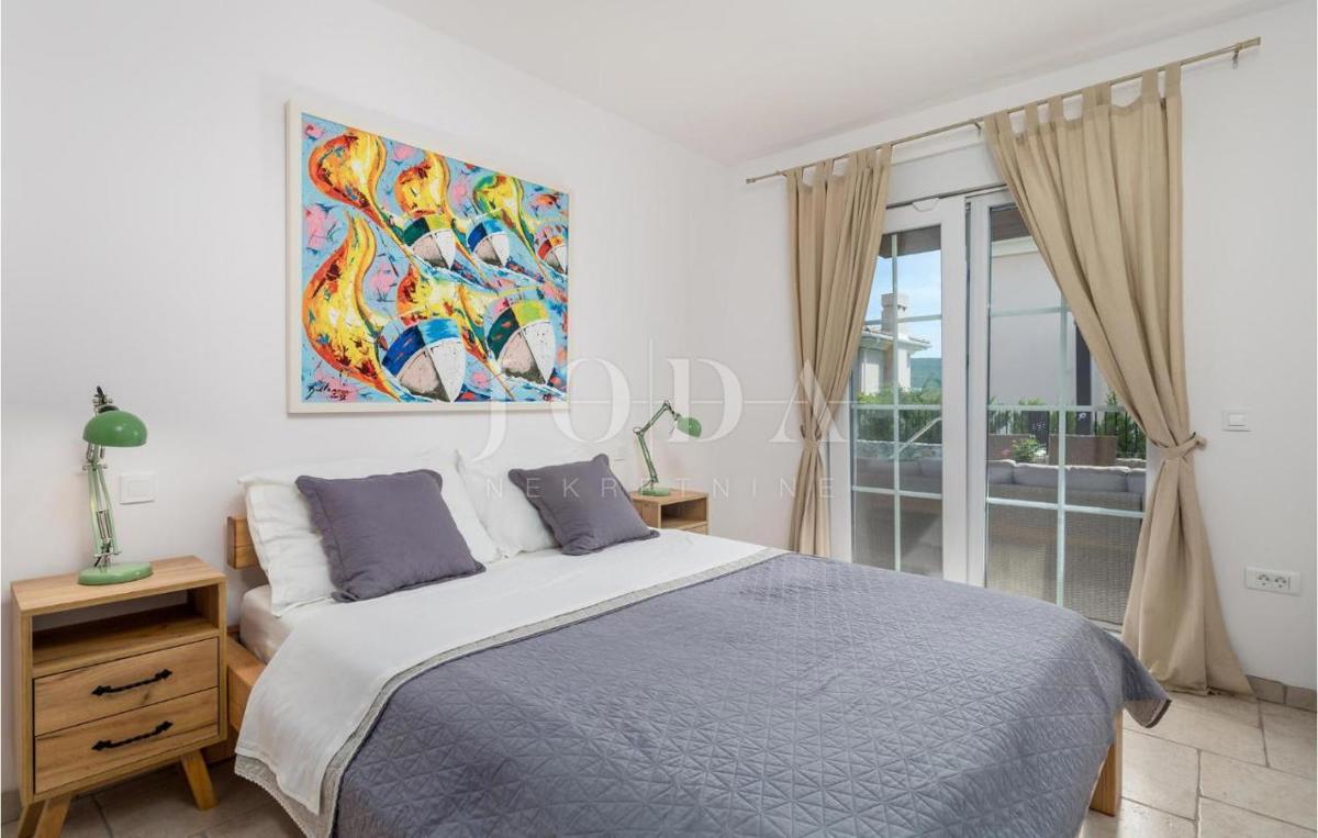 Vila z bazenom in pogledom na morje - otok Krk