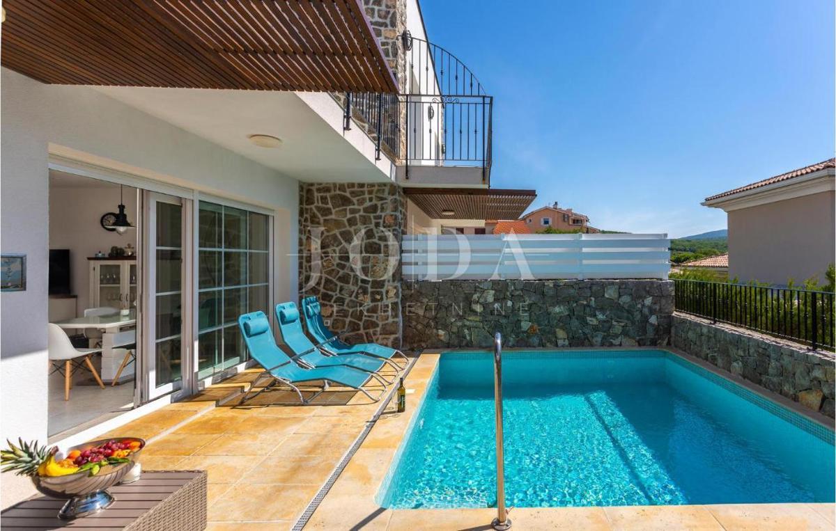 Vila z bazenom in pogledom na morje - otok Krk