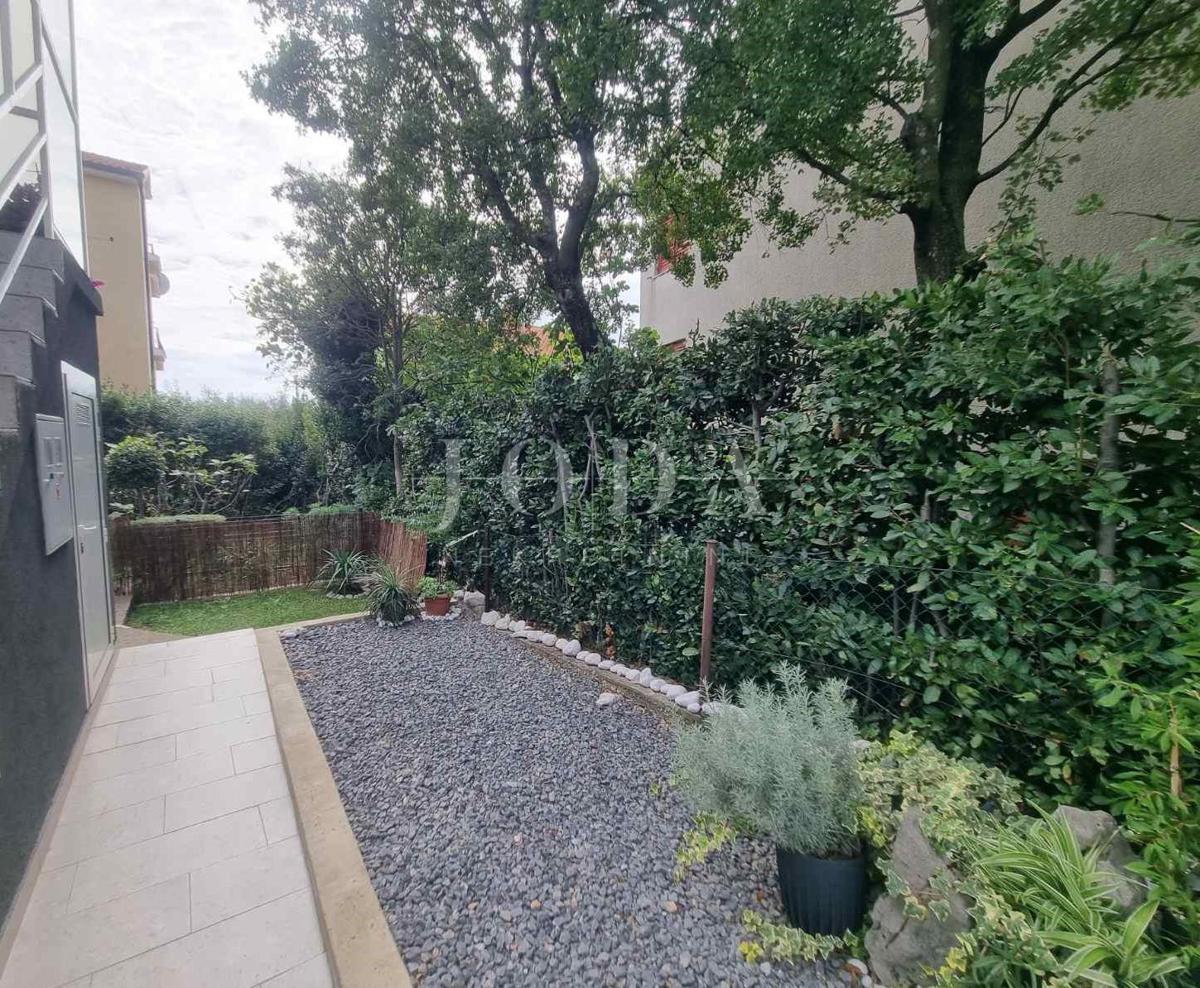 Stanovanje Novi Vinodolski, 63m2