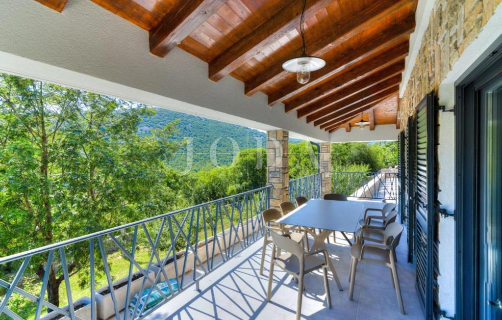 Hiša Novi Vinodolski, 160m2