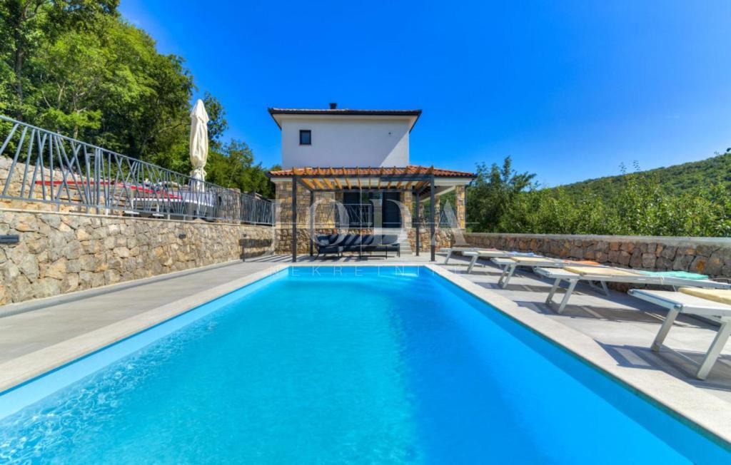 Hiša Novi Vinodolski, 160m2