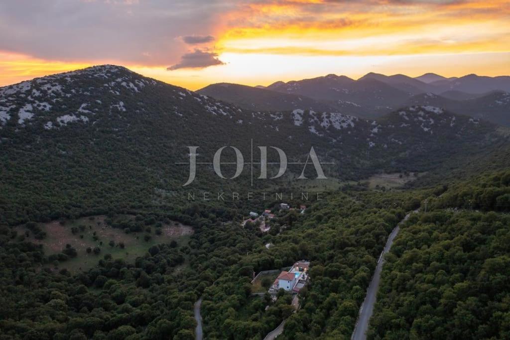 Hiša Novi Vinodolski, 160m2