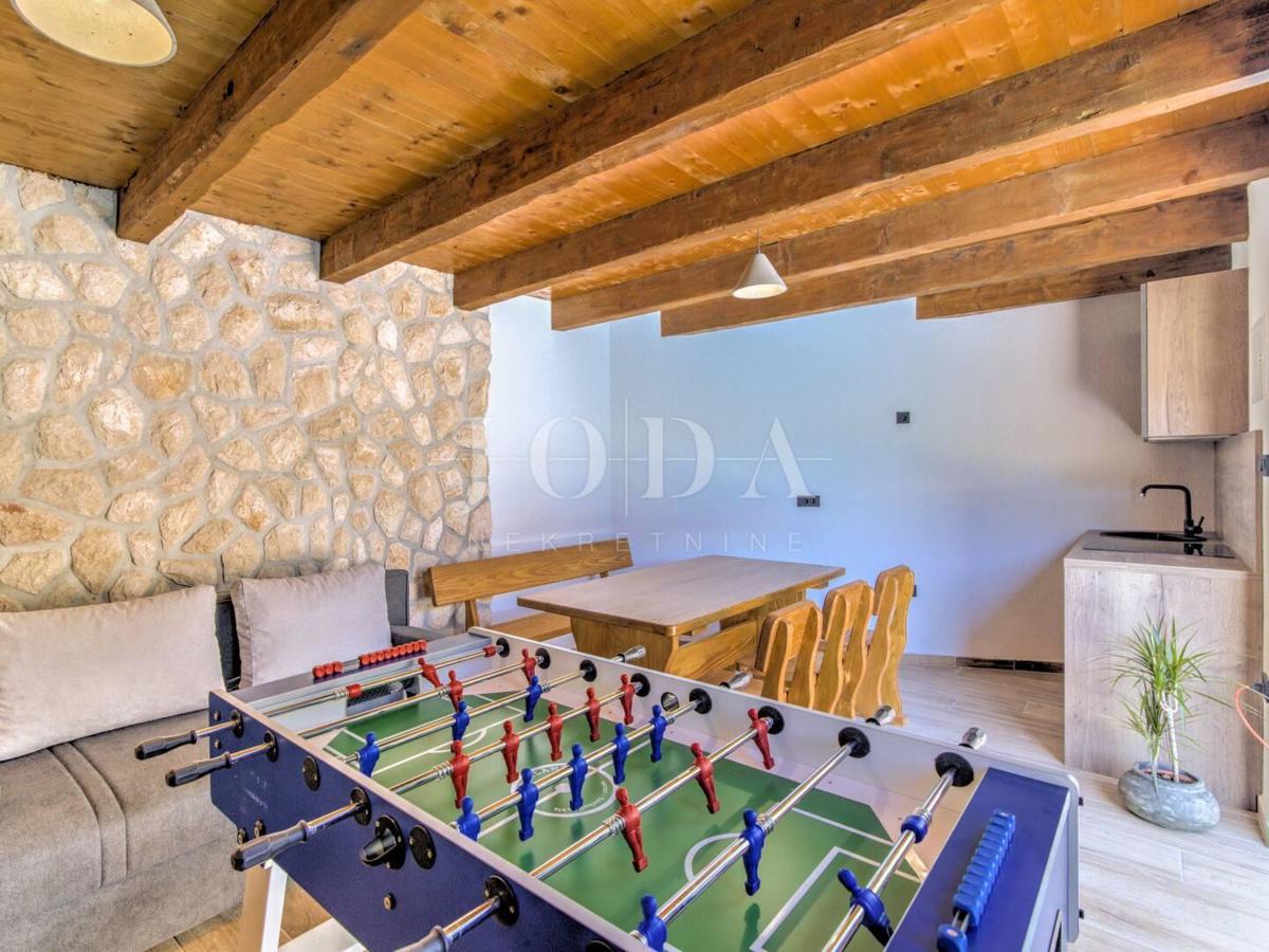Hiša Novi Vinodolski, 160m2