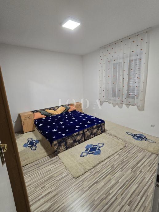 Senj, dvosobno stanovanje 65m2
