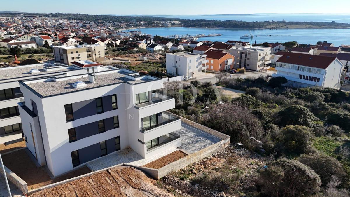 Novalja, novozgrajeni penthouse
