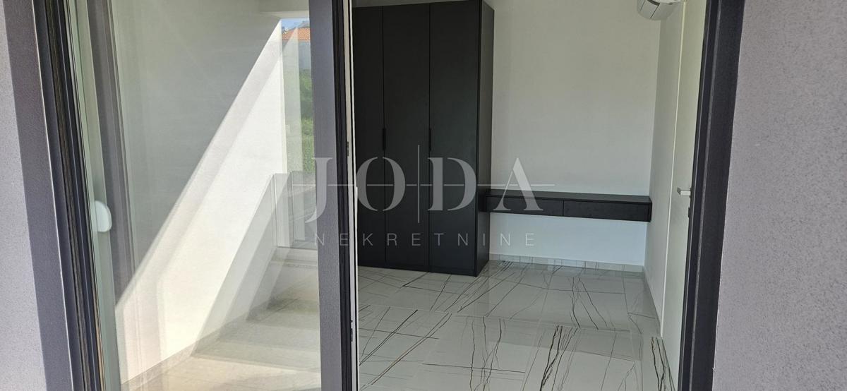 Novalja, novozgrajeni penthouse