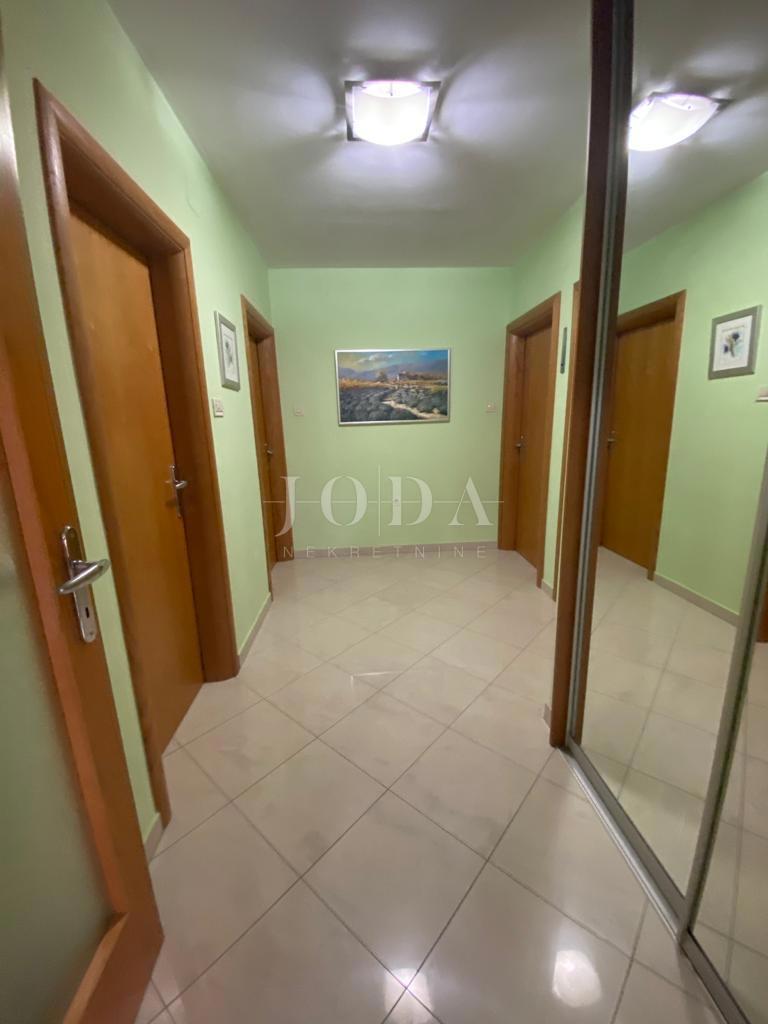 Stanovanje Rešetari, Kastav, 200m2