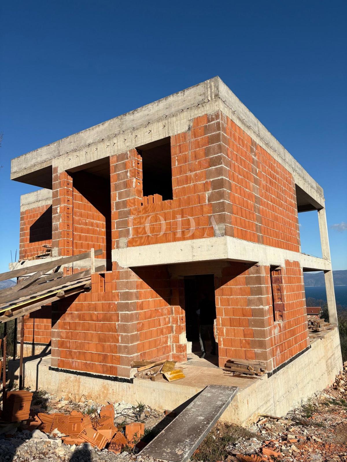 Hiša Labin, 190m2