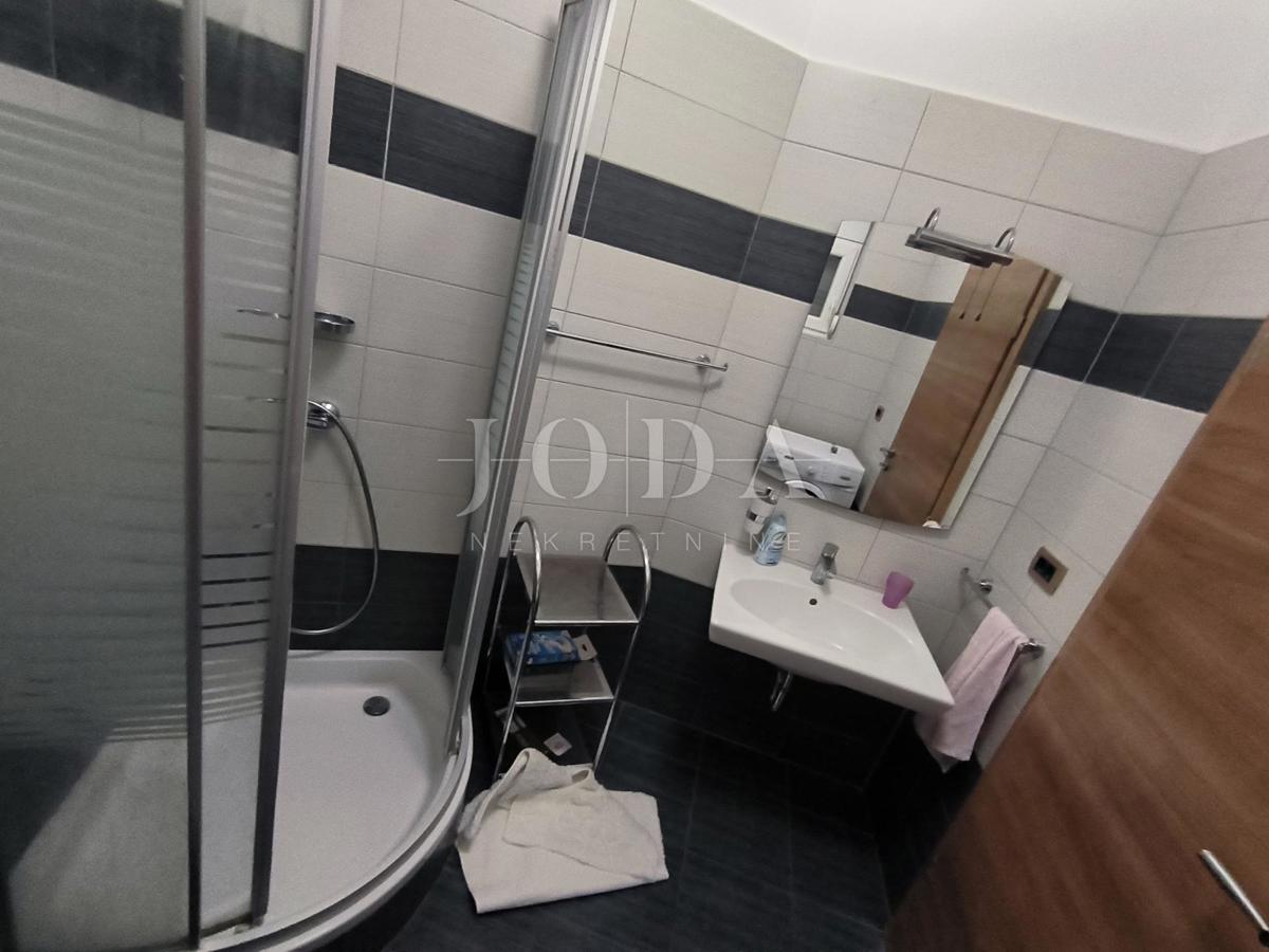 Apartma Barić Draga, Karlobag, 80m2