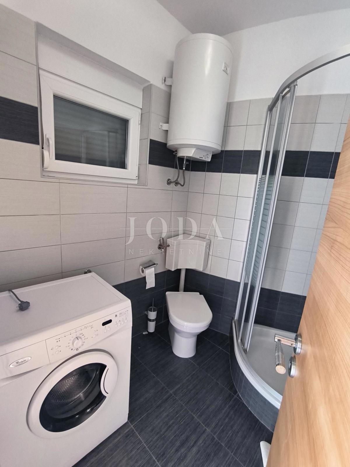 Apartma Barić Draga, Karlobag, 80m2