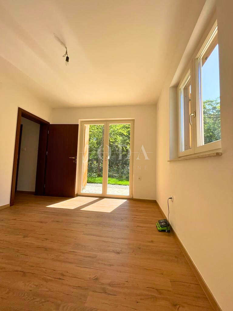 Hiša Hlapa, Dobrinj, 230m2