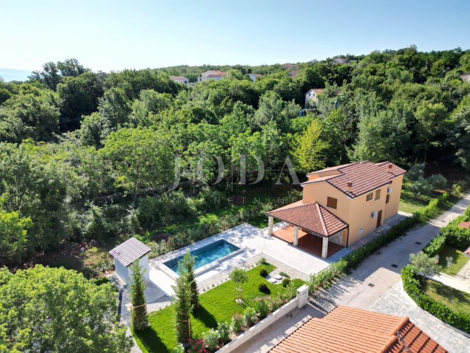 Hiša Hlapa, Dobrinj, 230m2