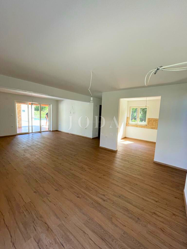 Hiša Hlapa, Dobrinj, 230m2