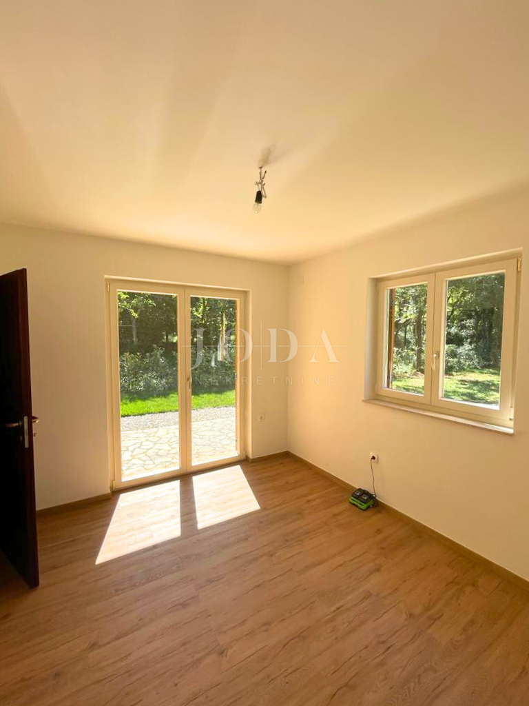 Hiša Hlapa, Dobrinj, 230m2