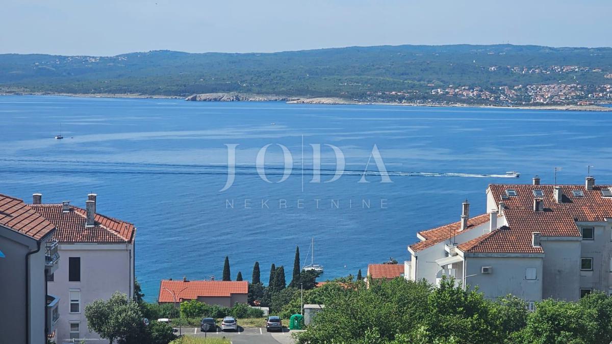 Crikvenica dvosobno stanovanje z garažo