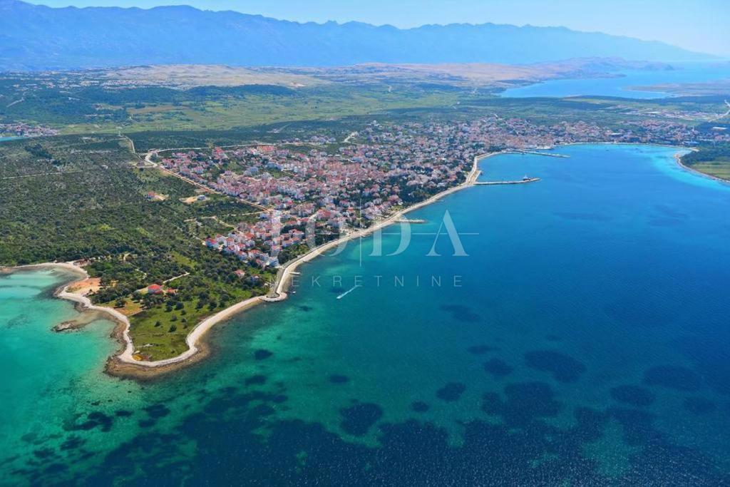 Stanovanje Novalja, 77,97m2