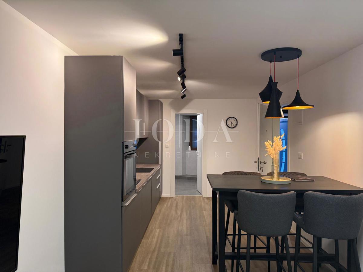 Stanovanje Centar, Rijeka, 93,67m2