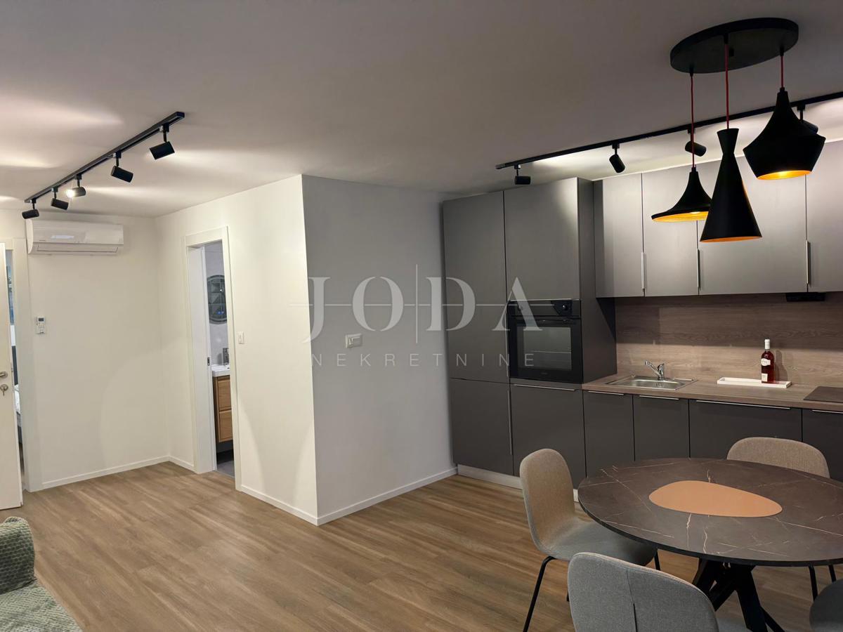 Stanovanje Centar, Rijeka, 93,67m2