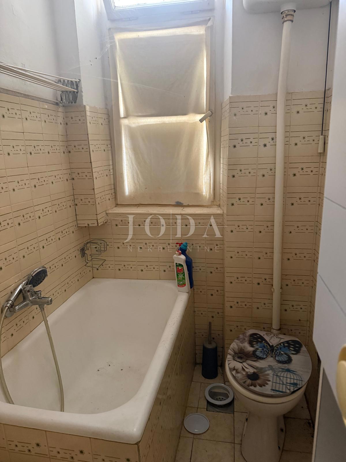 Stanovanje Stari Grad, Rijeka, 62m2