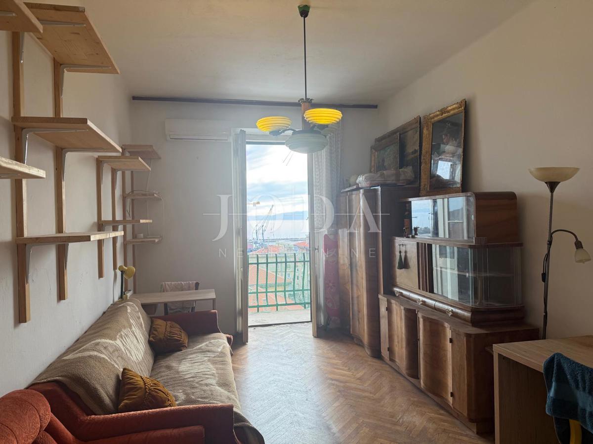 Stanovanje Stari Grad, Rijeka, 62m2