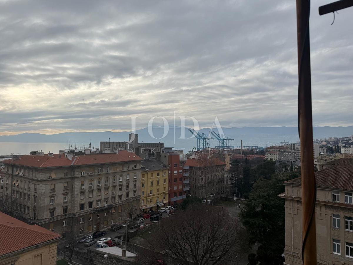 Stanovanje Stari Grad, Rijeka, 62m2