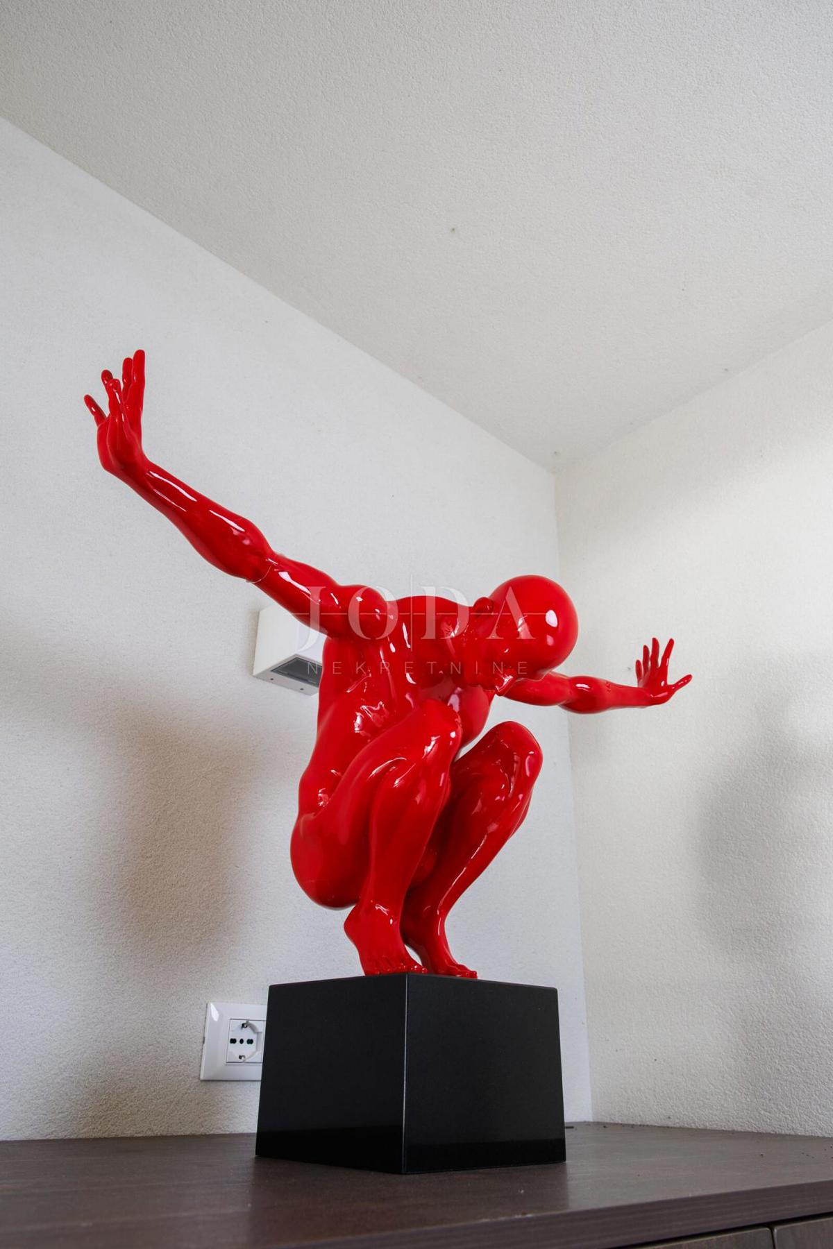 Luksuzna hiša v prvi vrsti do morja