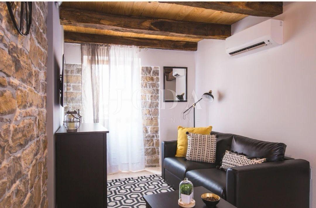 Hiša Oprtalj, 167m2