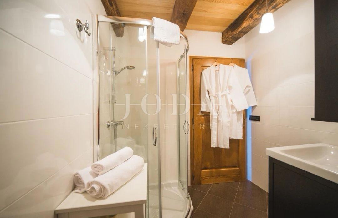 Hiša Oprtalj, 167m2